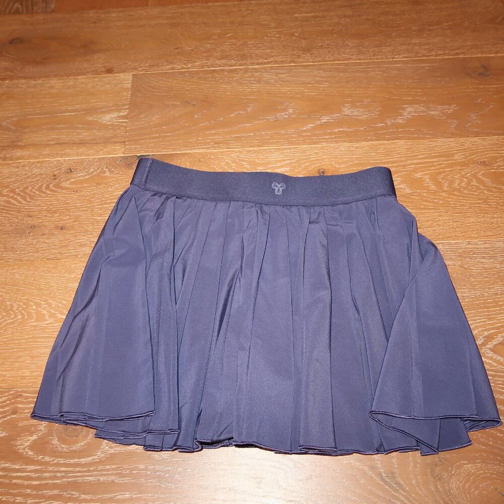 Aritzia TNA Skirt - Picture 4 of 4
